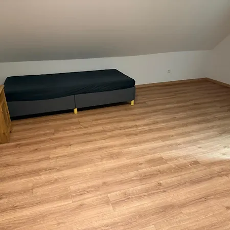 Chez Madamme Lheur Schönaich